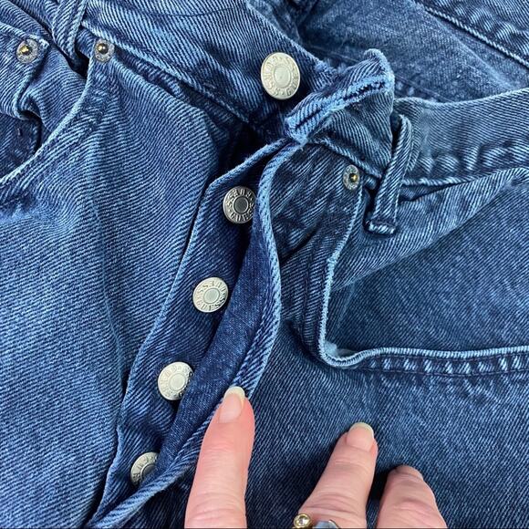 VTG Guess High Rise Mom Jean Shorts 29 Button Fly - Picture 3 of 7